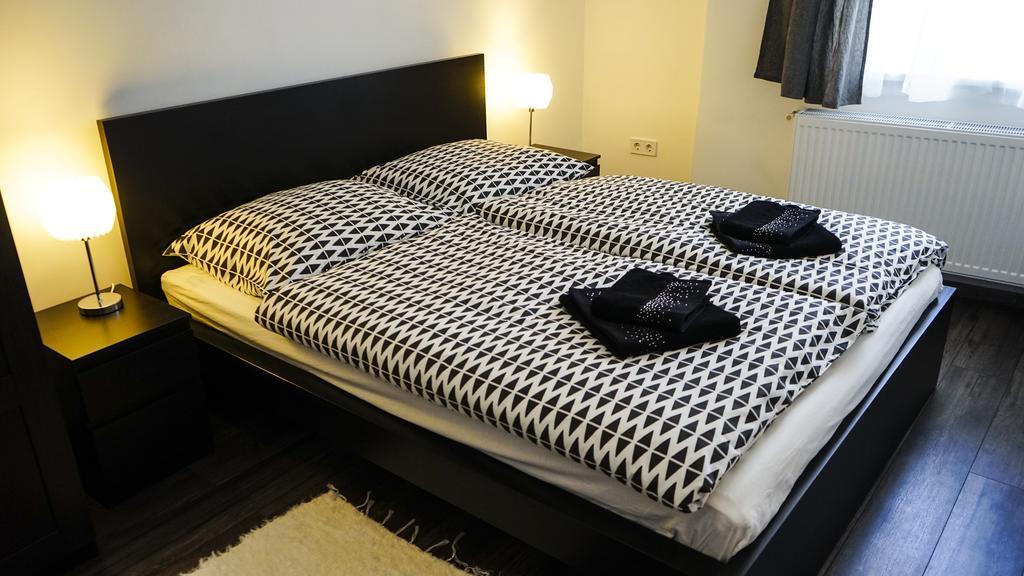 Downtown Deluxe Apartment Eger Rum bild